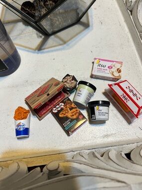 Mini Brands-  Food, Spice & Kitchen Mix Set (fast food)